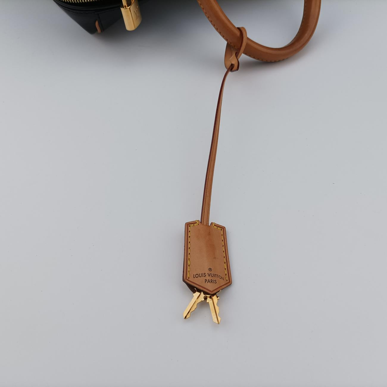 Dock PM Noir×Beige epi M93245 DU2194ドックPM ノワール×ベージュ エピ M93245 DU2194