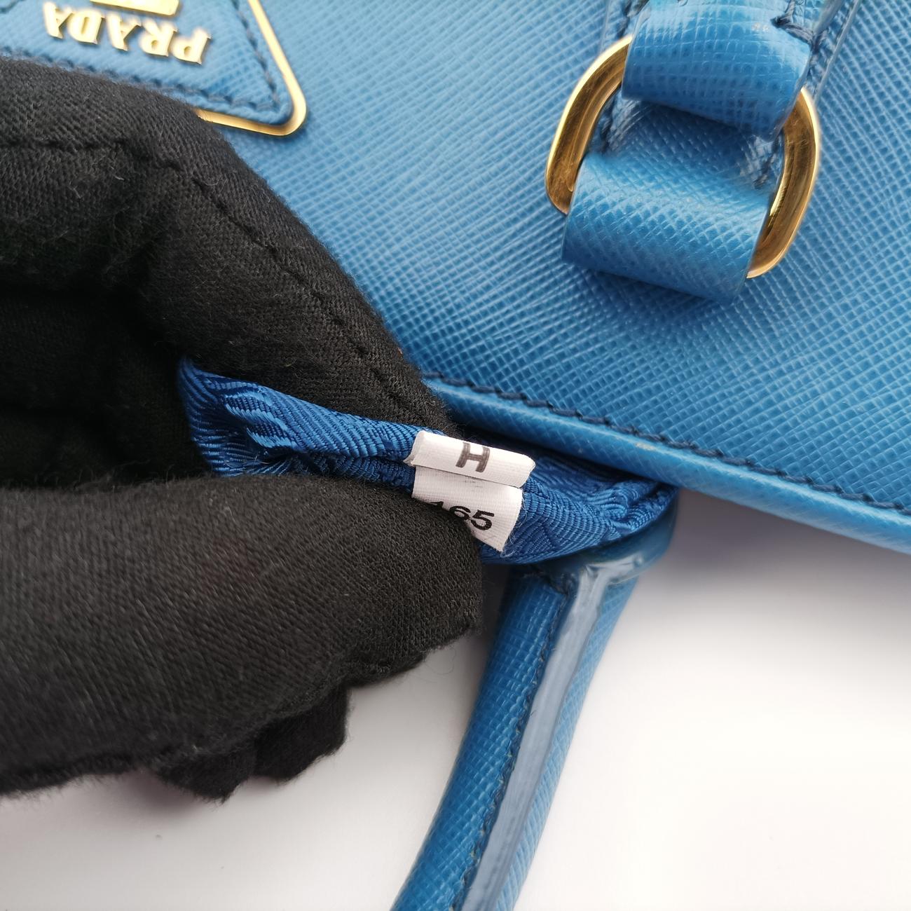 Promenade Blue SAFFIANO Leather 31/H 165プロムナード ブルー サフィアーノレザー BN2538 31/H 165