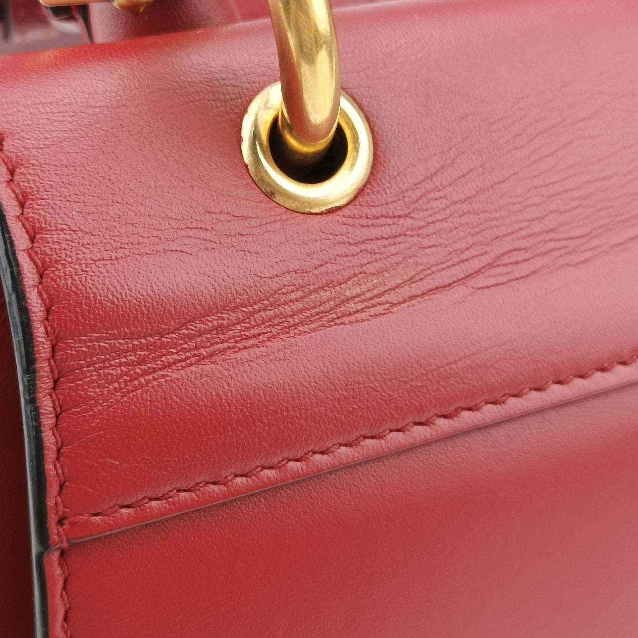 Queen Margaret Red Leather D025171925クイーン マーガレット レッド レザー 476541 D025171925