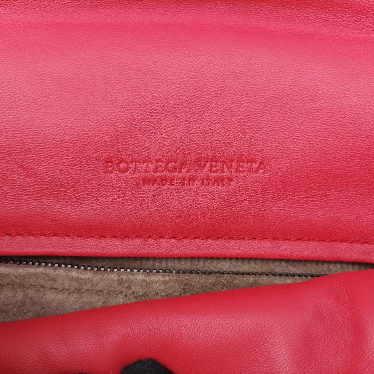 Intrecciato Red lambskin B00903924Uイントレチャート レッド ラムスキン B00903924U