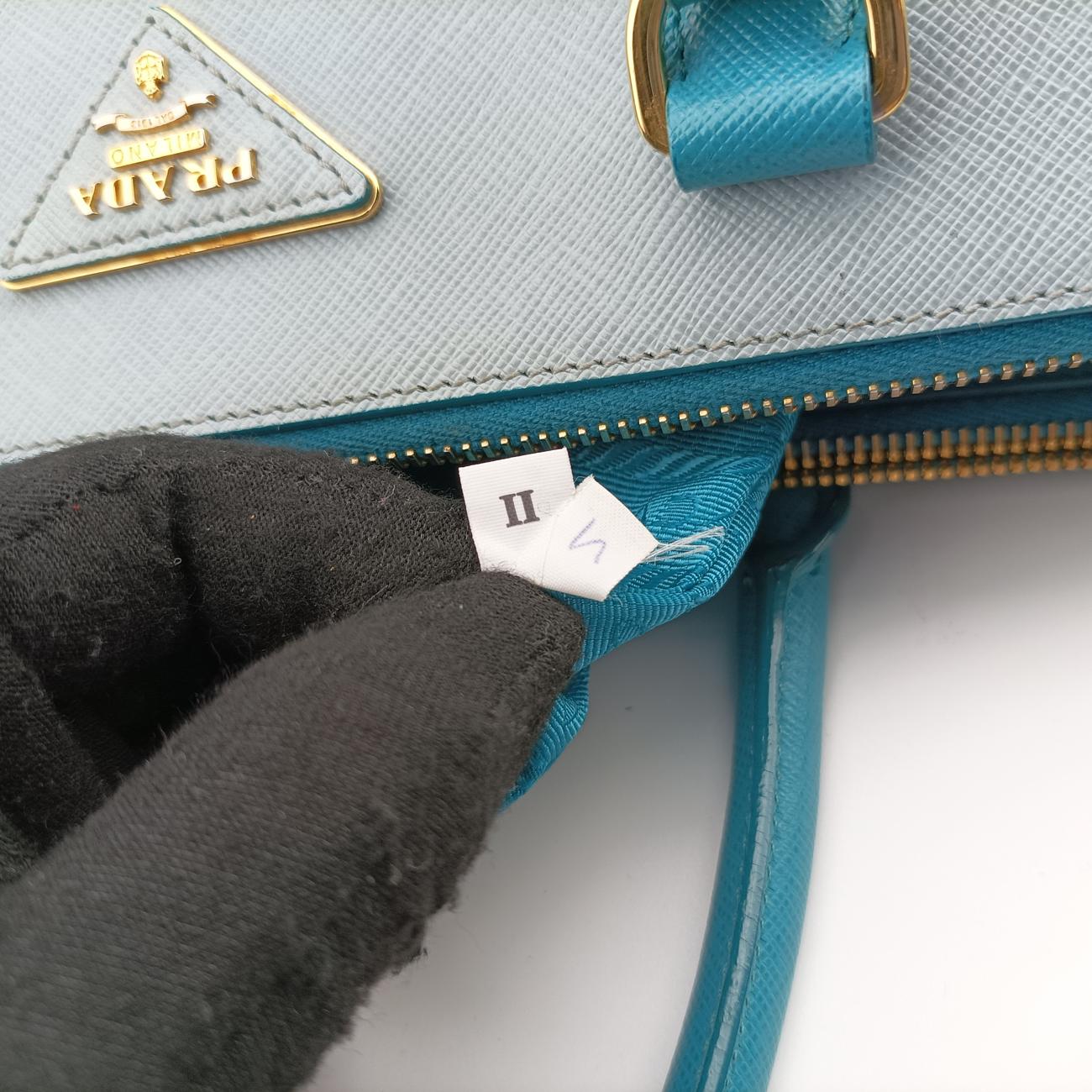 Galleria Blue×Light blue SAFFIANO Leather B2274C 14 IIガレリア ブルー×ライトブルー サフィアーノレザー B2274C 14 II