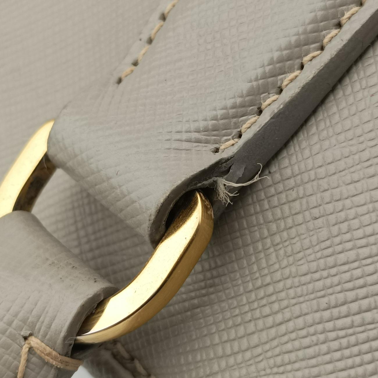 Promenade Grey SAFFIANO Leather BN2558 8 7 165プロムナード グレー サフィアーノレザー BN2558 8 7 165