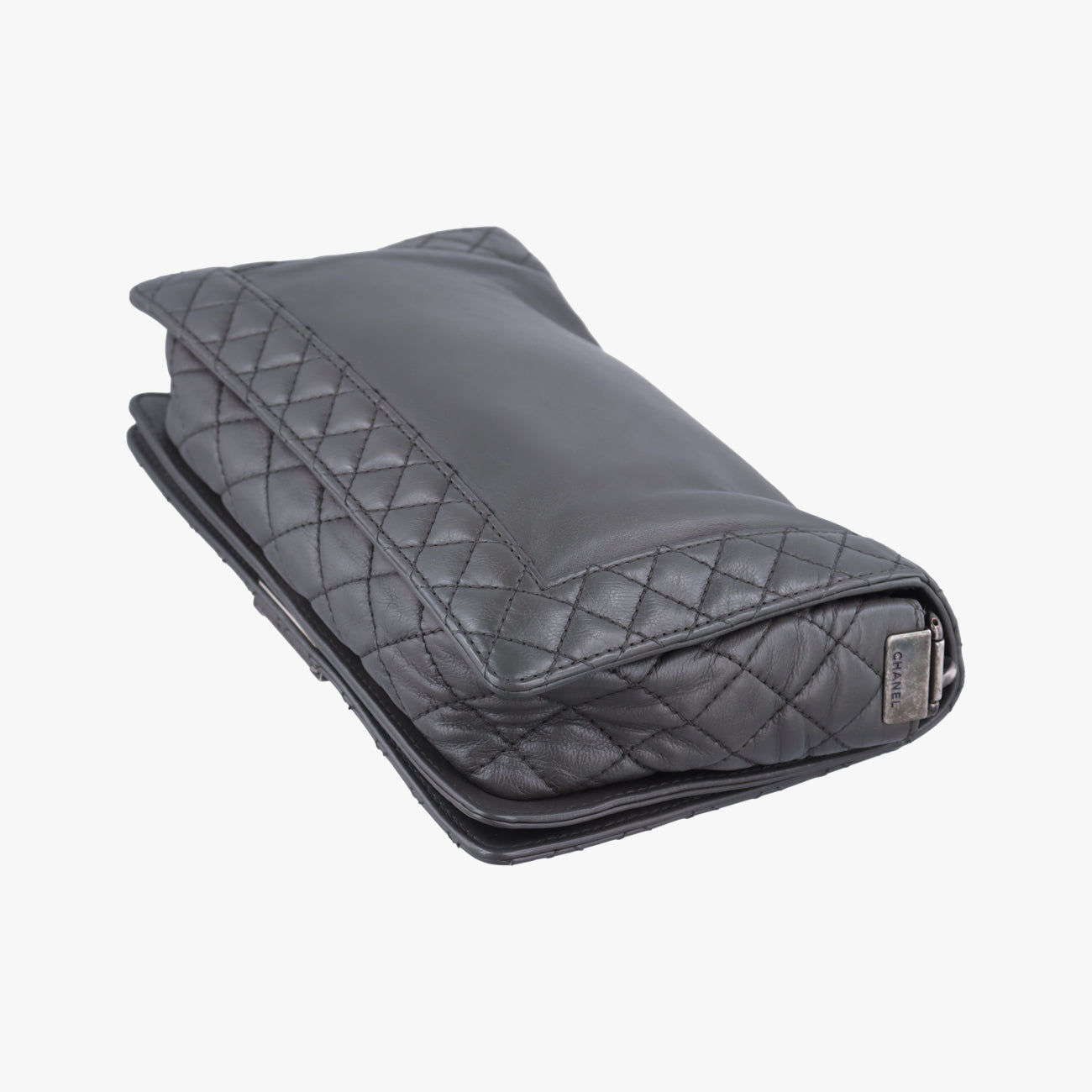 BOY CHANEL Grey leather A67948 18935729ボーイシャネル グレー レザー A67948 18935729