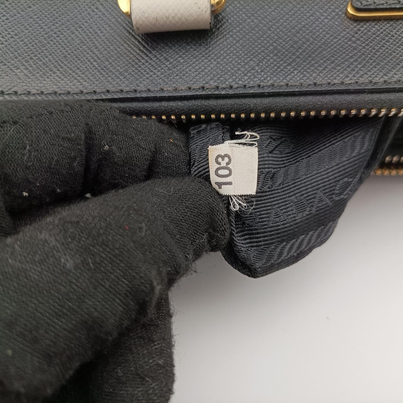 Galleria Black×white SAFFIANO Leather B2274A 103ガレリア ブラック×ホワイト サフィアーノレザー B2274A 103