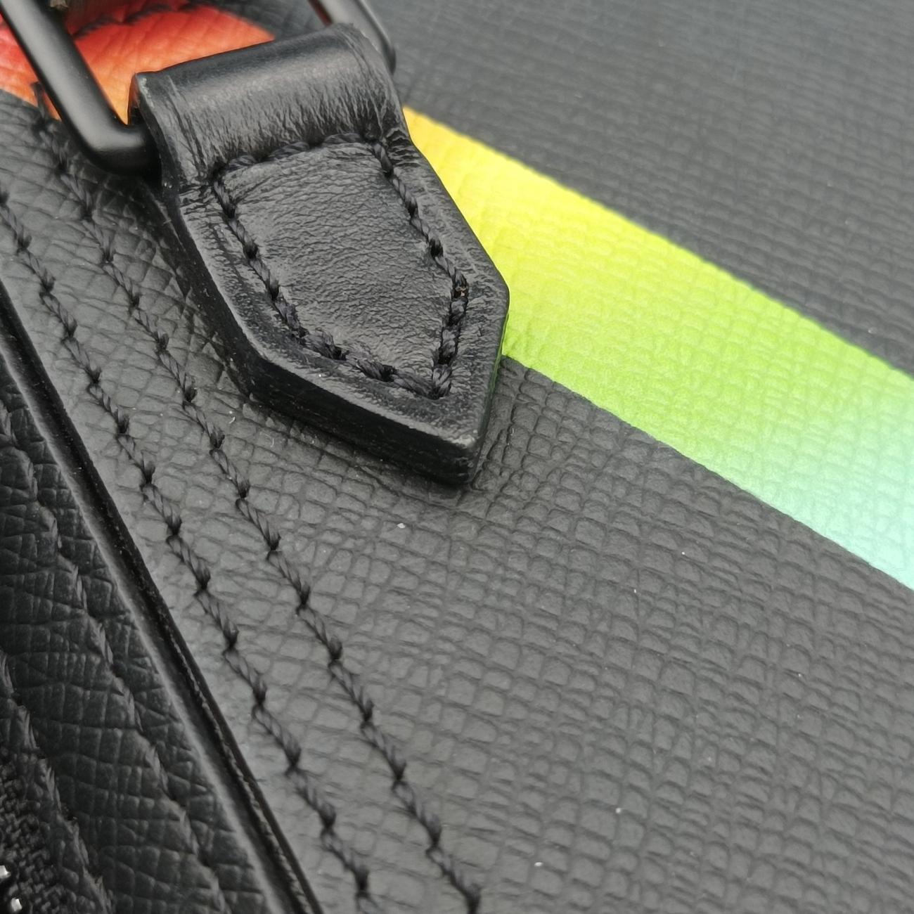 Danube Messenger black×RAINBOW Taiga CA1189 ICチップダヌーブメッセンジャー ブラック×レインボー タイガ M30332 CA1189 ICチップ