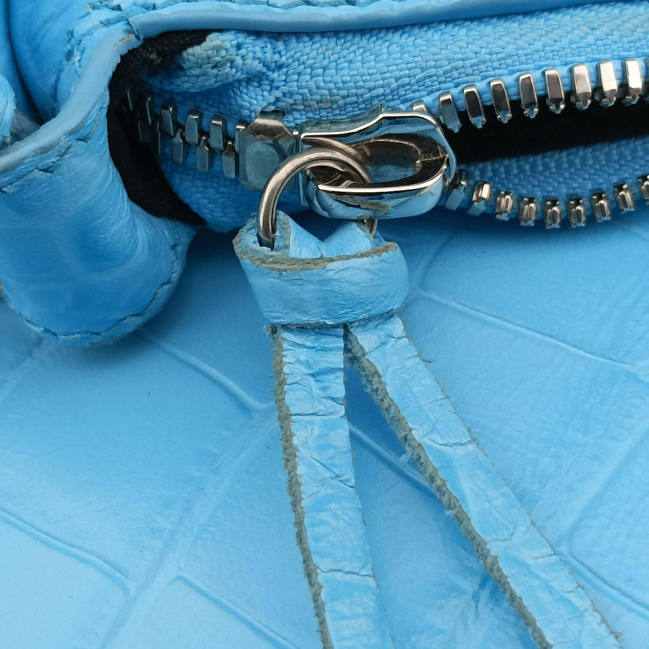 Le Cagole Blue lambskin 671309.4809.P.640167ルカゴール ブルー ラムスキン 671309.4809.P.640167