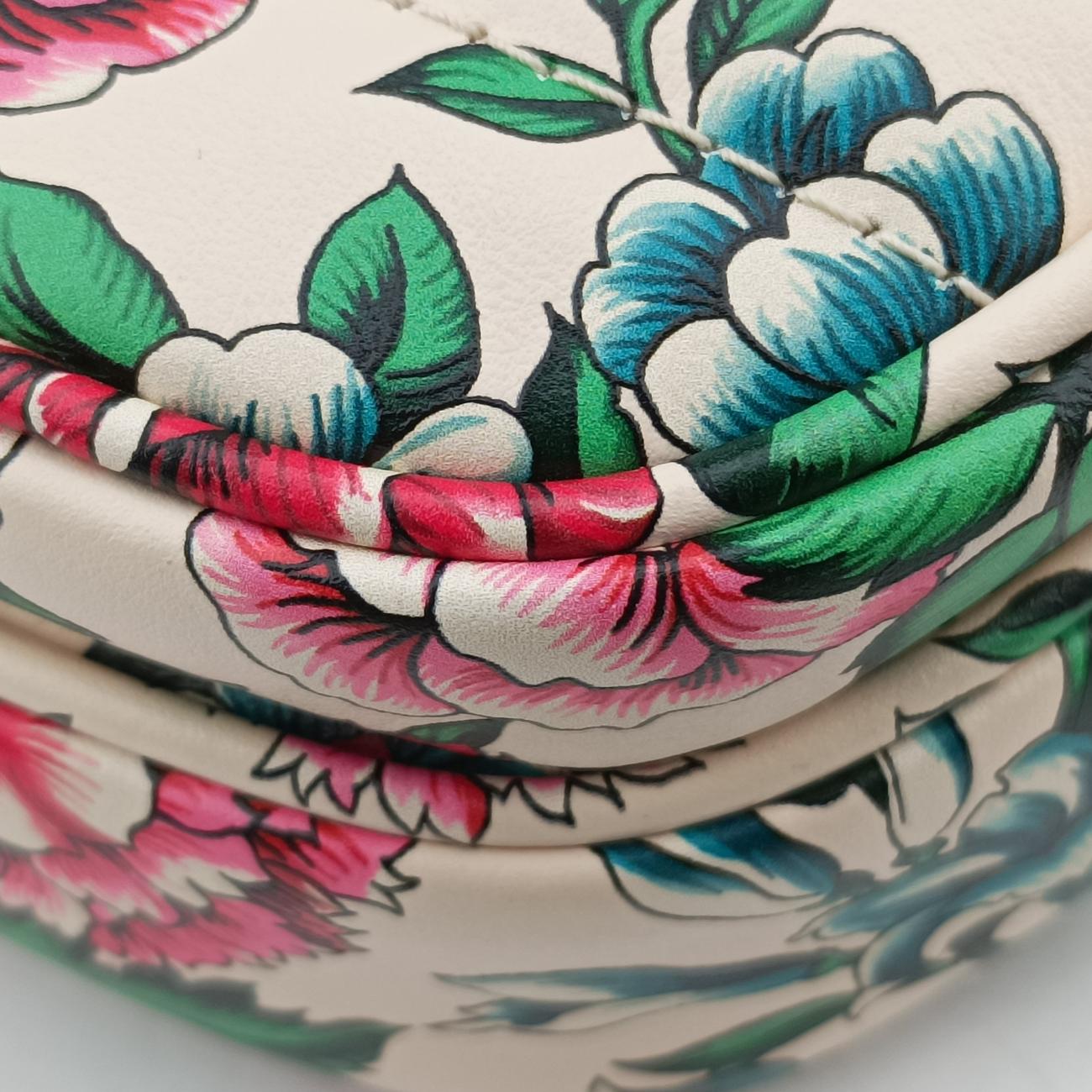 GG Marmont Flower Print Heart Multicolour Leather E040806078GGマーモント フラワー プリント ハート マルチカラー レザー 740355 E040806078