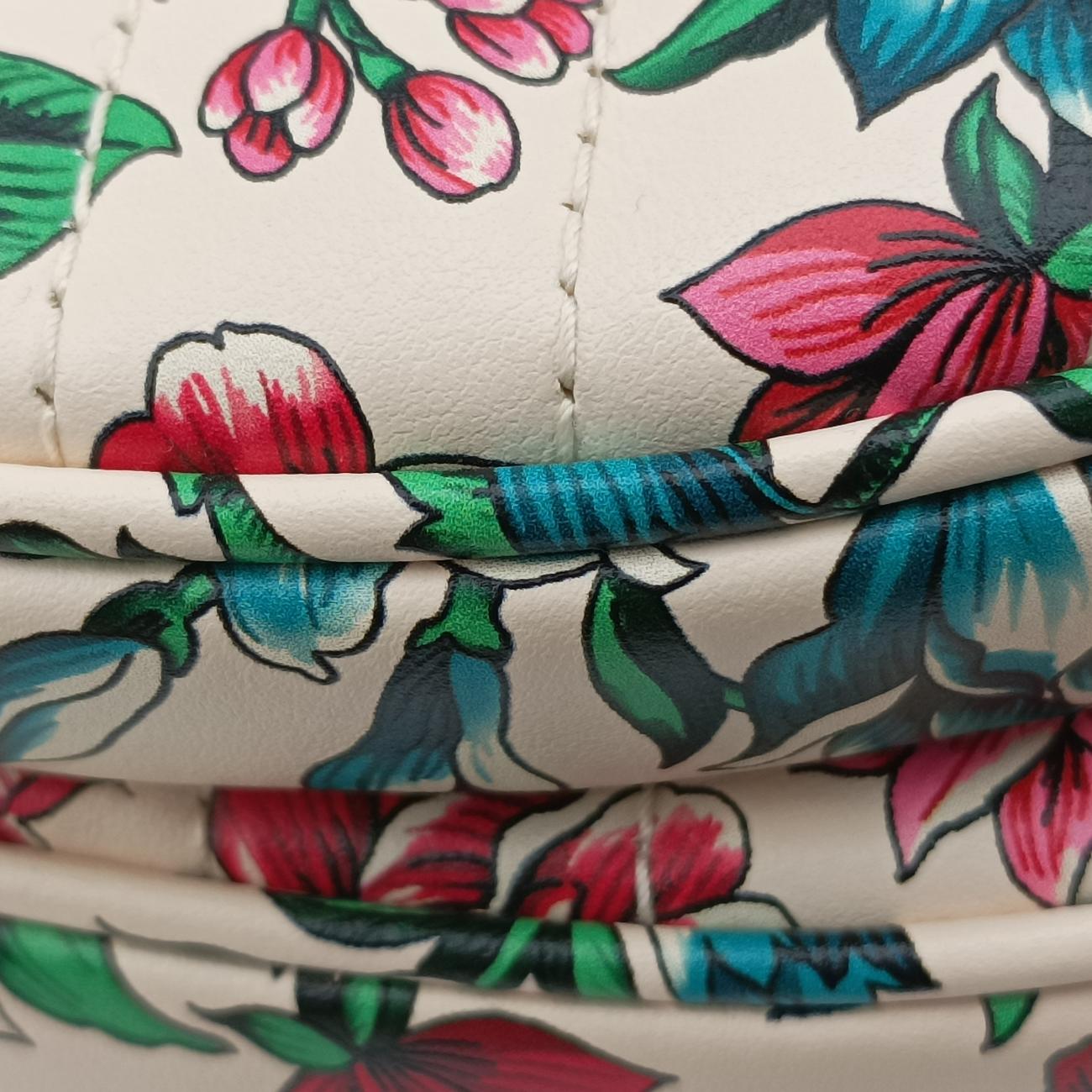 GG Marmont Flower Print Heart Multicolour Leather E040806078GGマーモント フラワー プリント ハート マルチカラー レザー 740355 E040806078