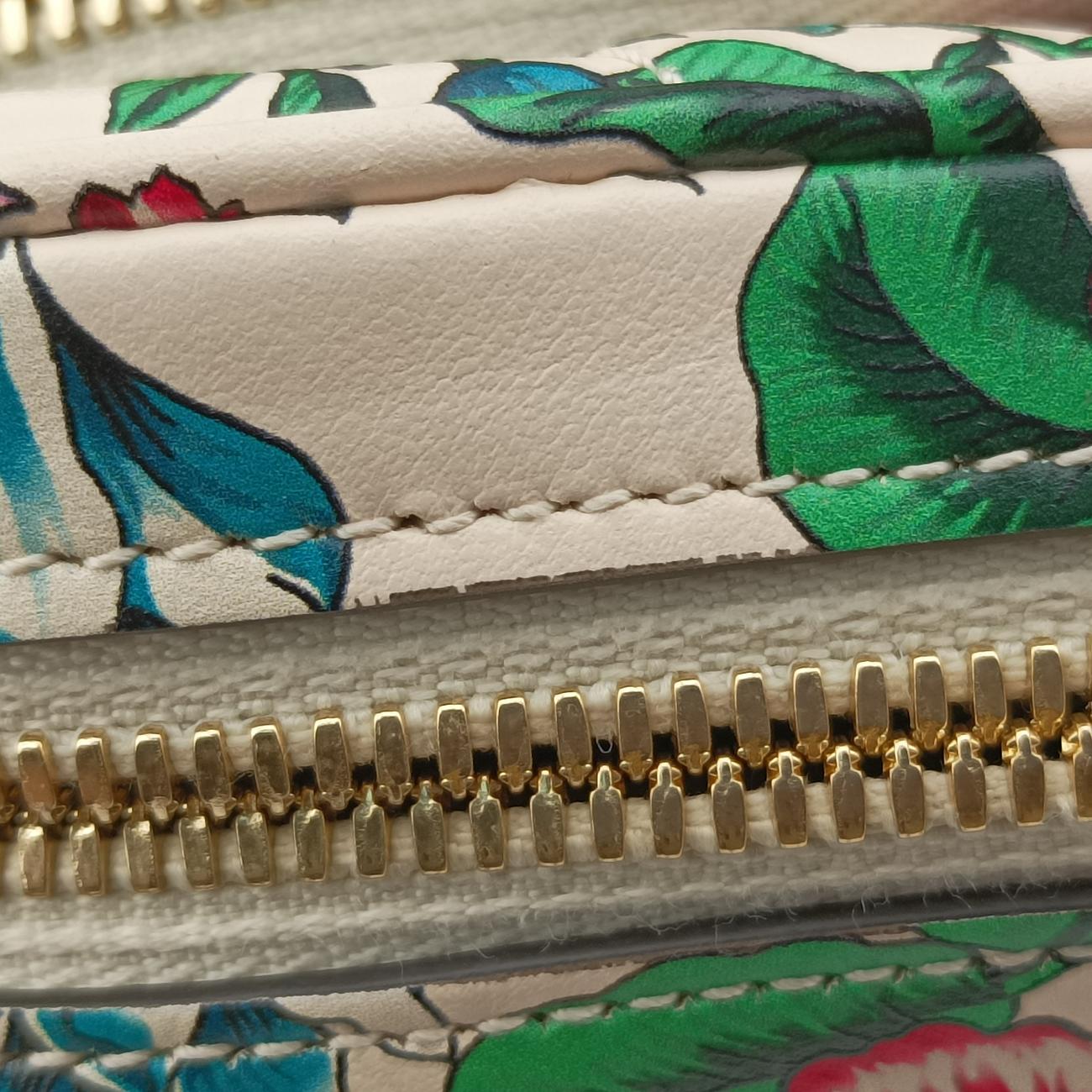 GG Marmont Flower Print Heart Multicolour Leather E040806078GGマーモント フラワー プリント ハート マルチカラー レザー 740355 E040806078