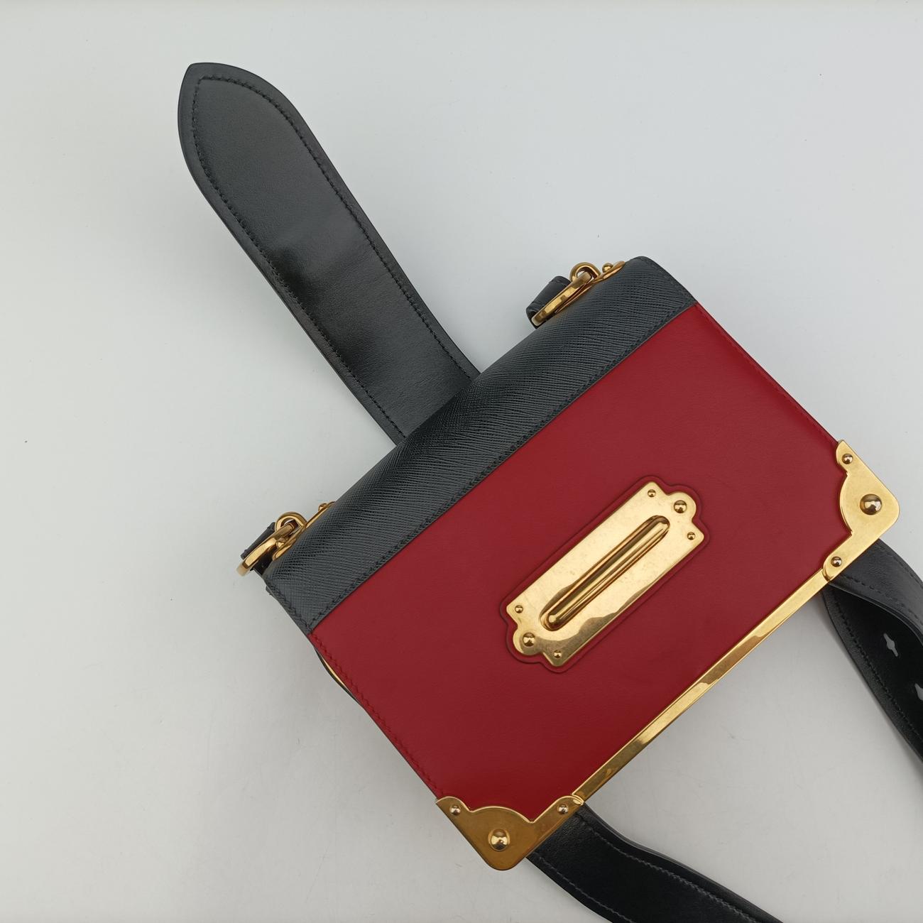 Cahier Red×black Leather 25 7カイエ レッド×ブラック レザー 1BD045 25 7