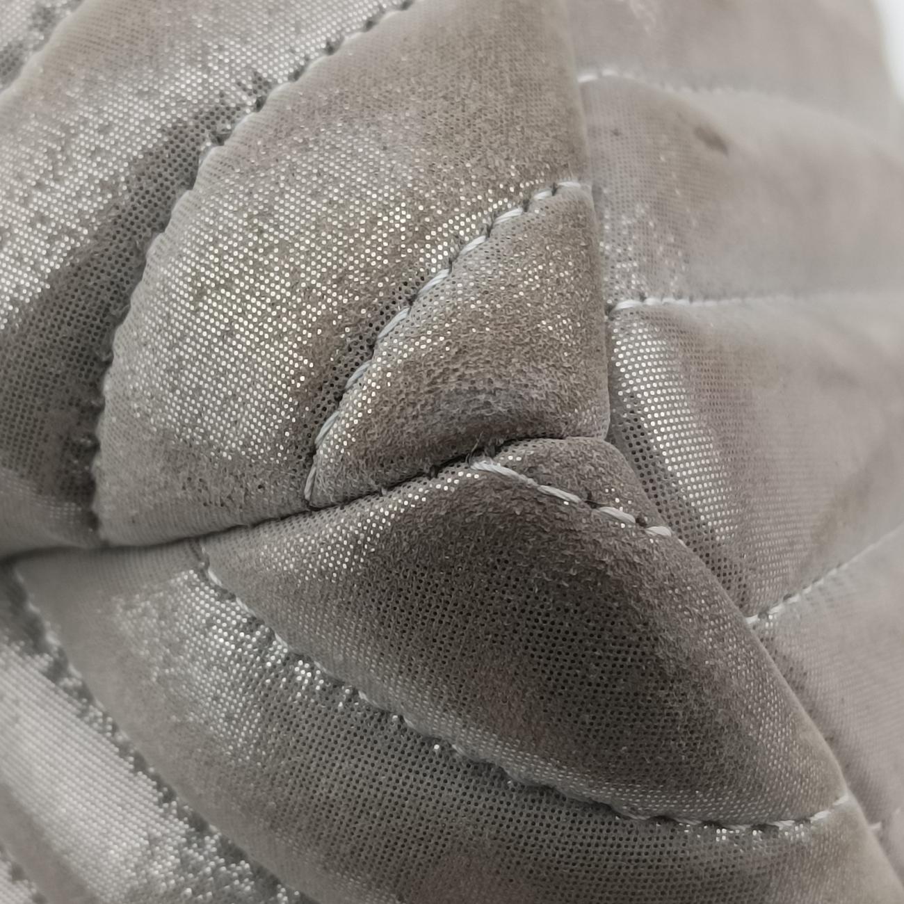 Urban Spirit V stitchSilverSparkle LeatherA9113622428281アーバンスピリットVステッチシルバースパークルレザーA9113622428281