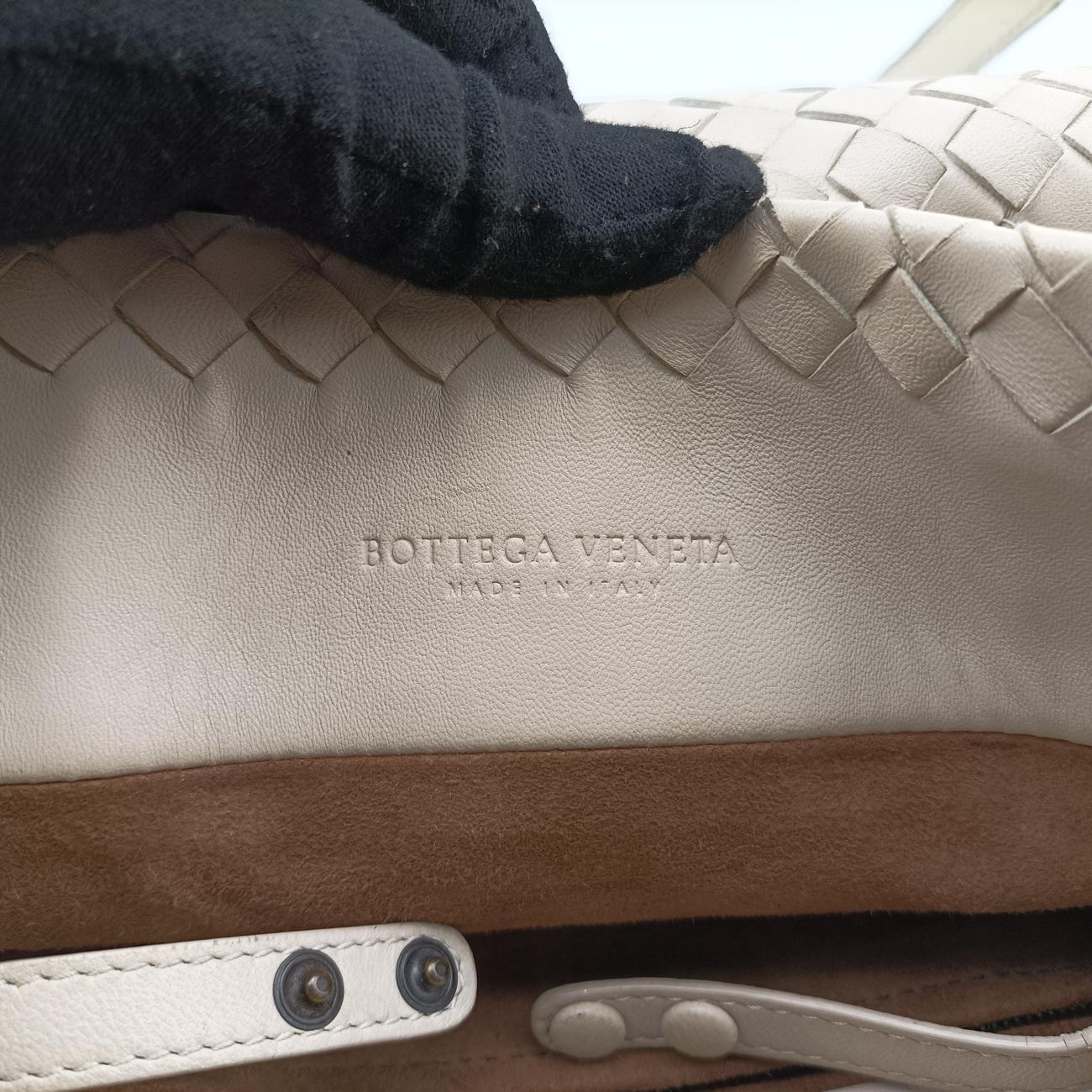 Python Mini Chester Intrecciato Ivory lambskin B07289012Cパイソン ミニチェスタ  イントレチャート アイボリー ラムスキン B07289012C