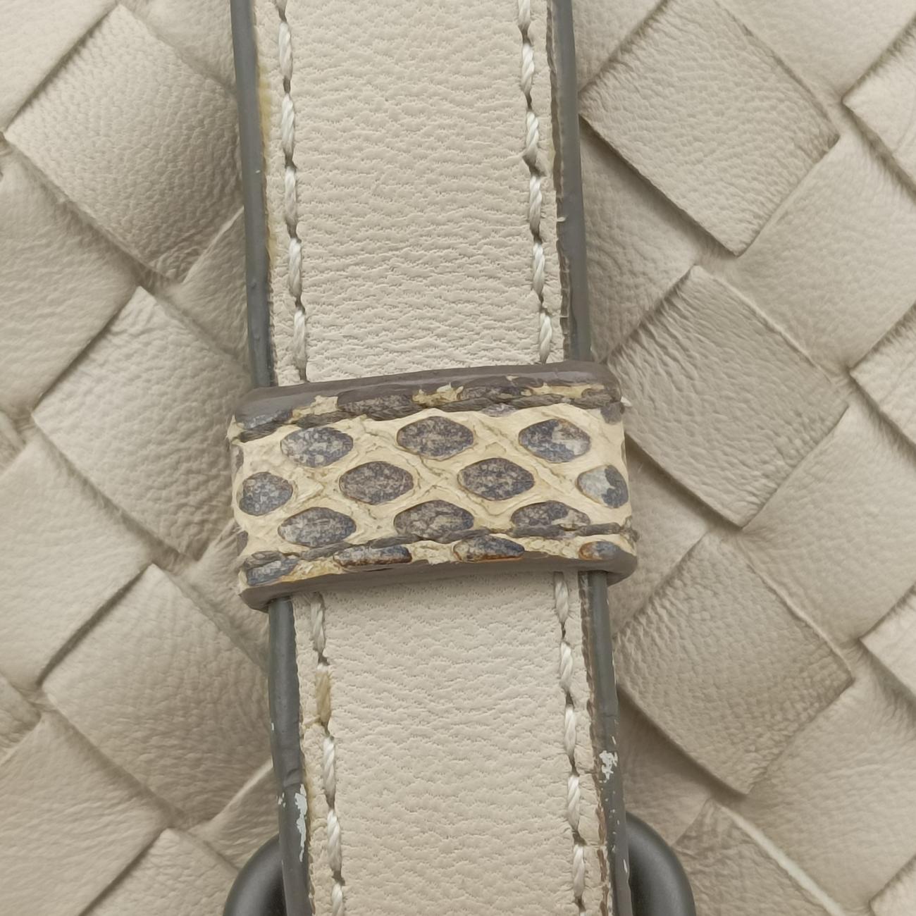 Python Mini Chester Intrecciato Ivory lambskin B07289012Cパイソン ミニチェスタ  イントレチャート アイボリー ラムスキン B07289012C