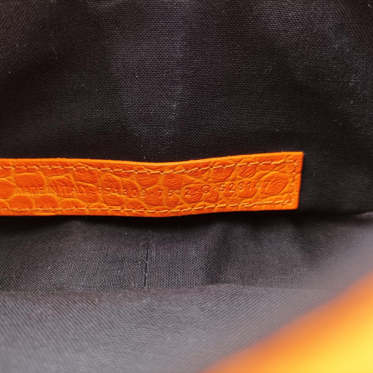 Le Cagole Orange lambskin 671309.7512.Q.528147ルカゴール オレンジ ラムスキン 671309.7512.Q.528147