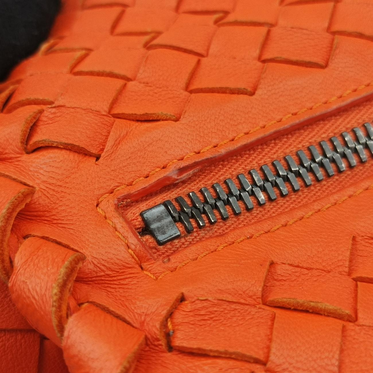 Intrecciato Orange lambskin B02853628Nイントレチャート オレンジ ラムスキン B02853628N