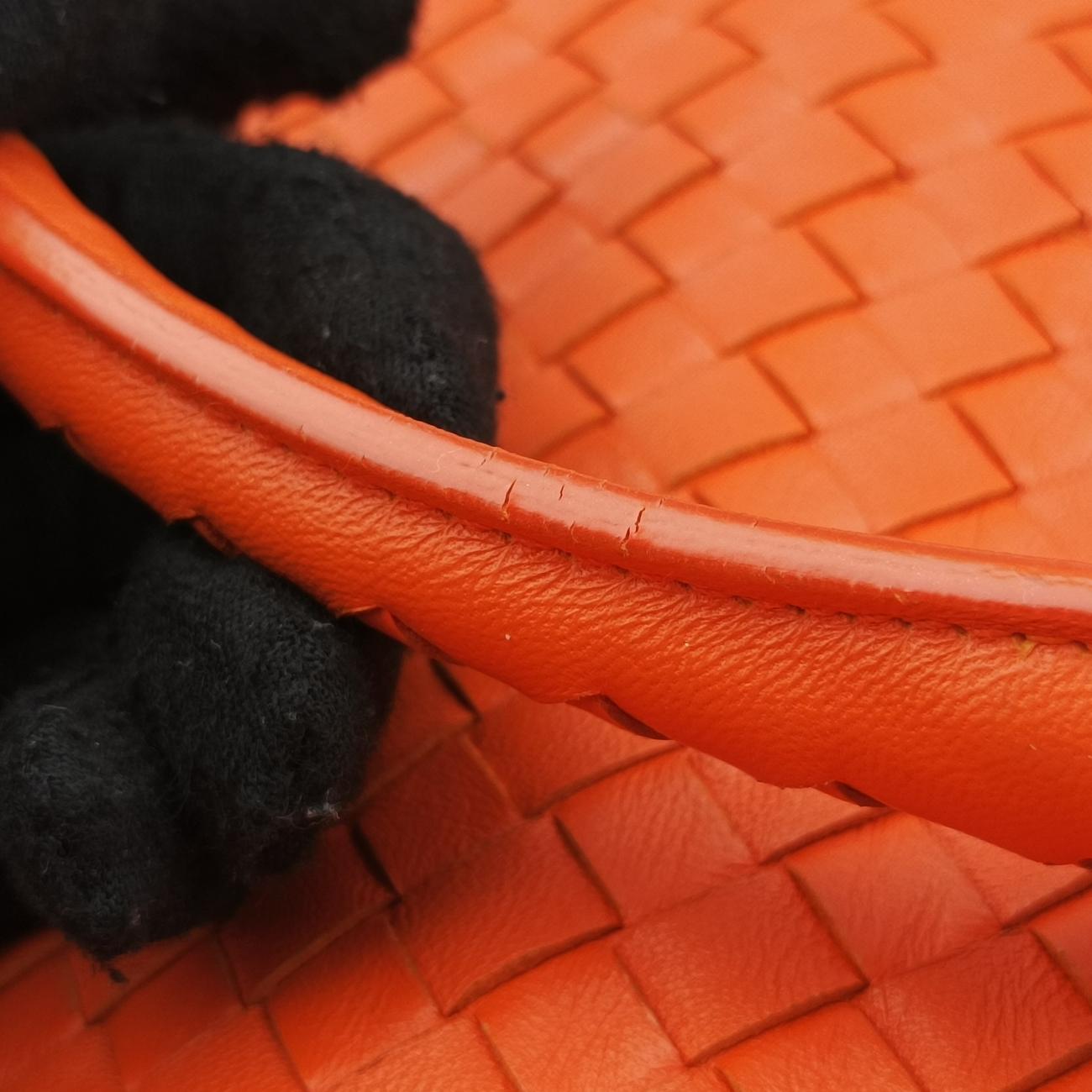 Intrecciato Orange lambskin B02853628Nイントレチャート オレンジ ラムスキン B02853628N