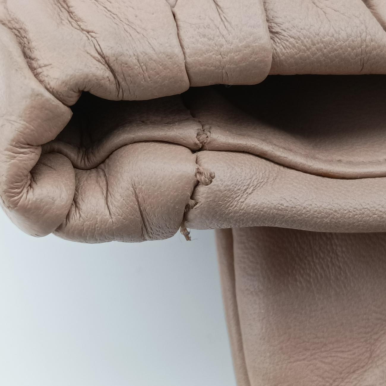 Gaufre Logo FlapPinkNappa LeatherBT09397/Qギャザーピンクナッパレザー BT09397/Q