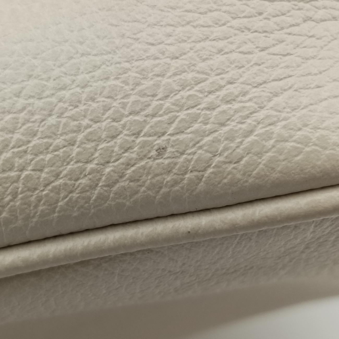 Print Messenger White Leather A028973505プリントメッセンジャー ホワイト レザー 574803 A028973505
