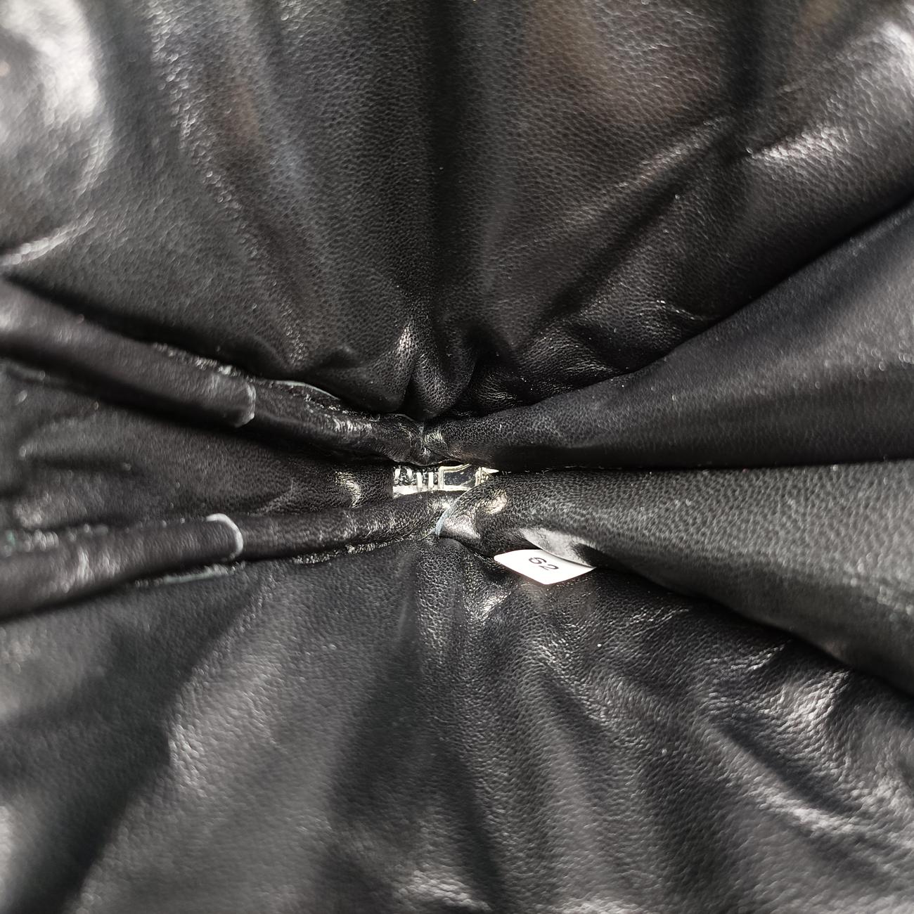 triangle mini Black Leather 62トライアングル ミニ ブラック レザー 1NR015 62