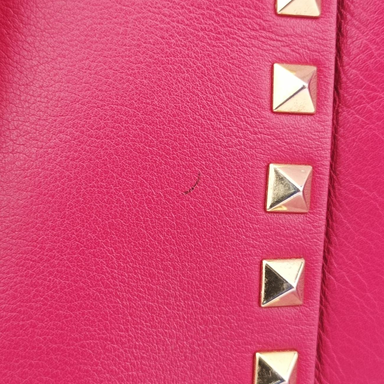 Rockstud Pink Leather BGF540BOL1ロックスタッズ ピンク レザー BGF540BOL1