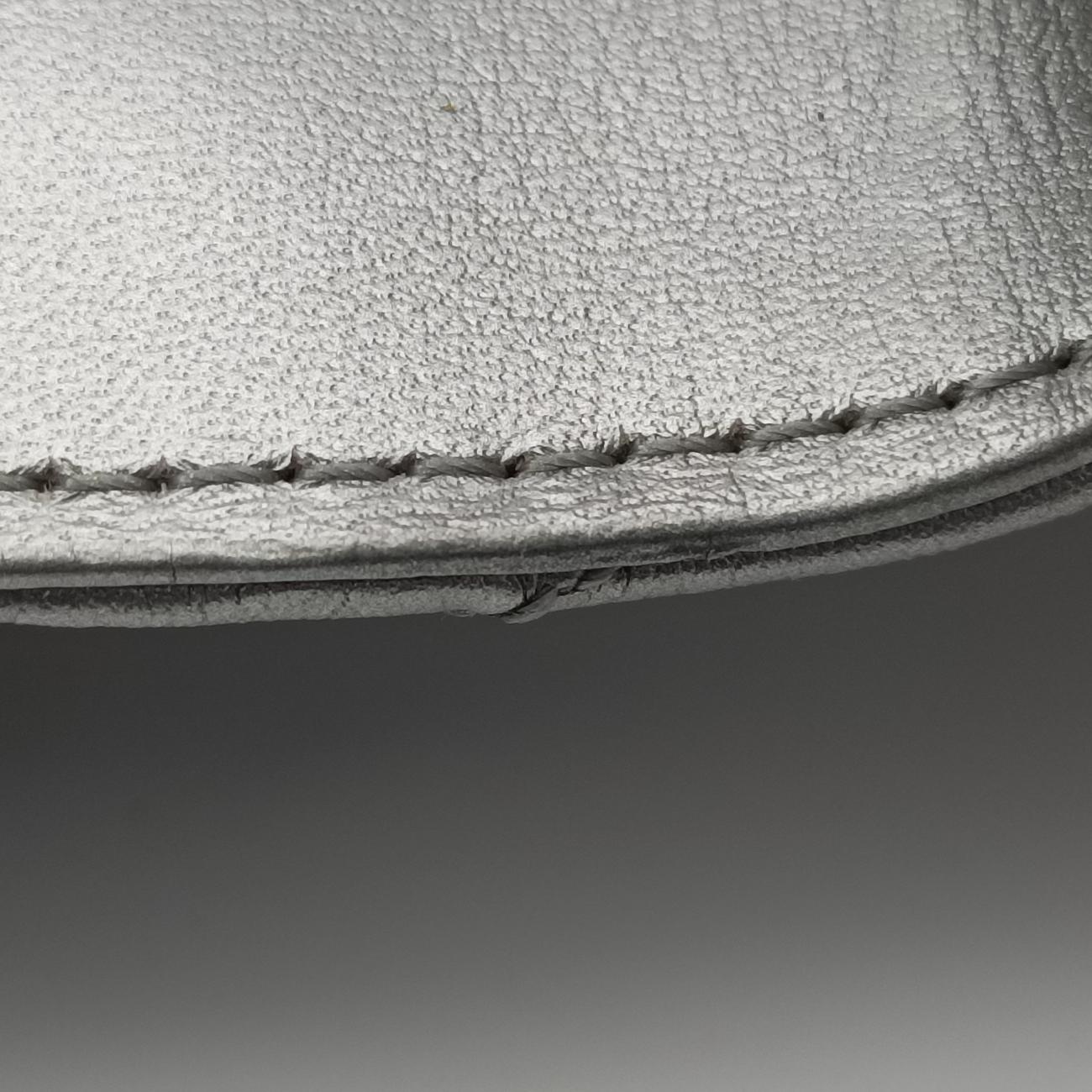 New Wave Multi Pochette Silver Leather M57864 ICチップニューウェーブ ミュルティ ポシェット シルバー レザー M57864 ICチップ