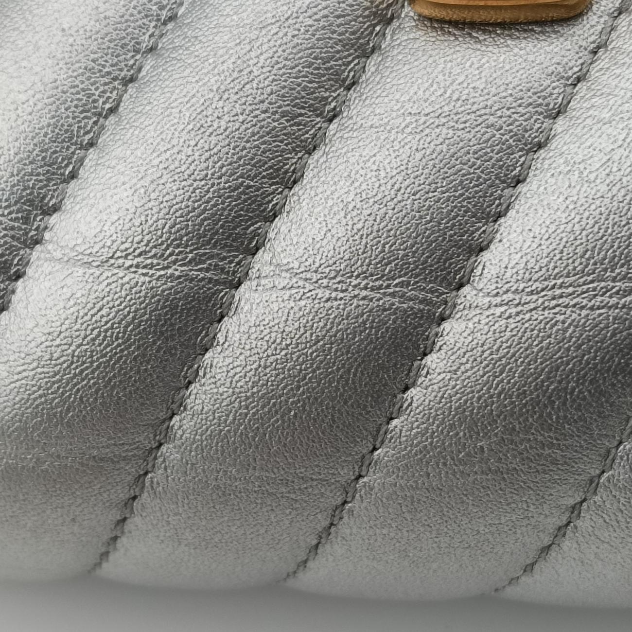 New Wave Multi Pochette Silver Leather M57864 ICチップニューウェーブ ミュルティ ポシェット シルバー レザー M57864 ICチップ