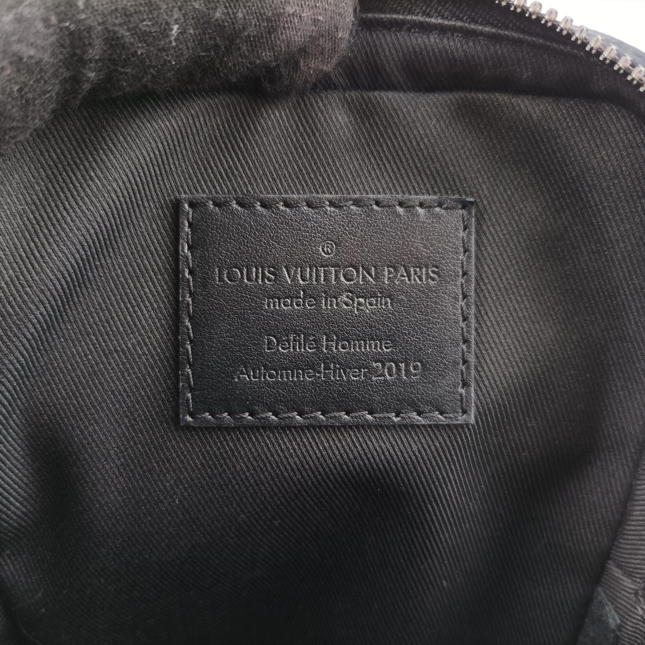 Danube Messenger black×RAINBOW Taiga M30332 CA1179ダヌーブメッセンジャー ブラック×レインボー タイガ M30332 CA1179