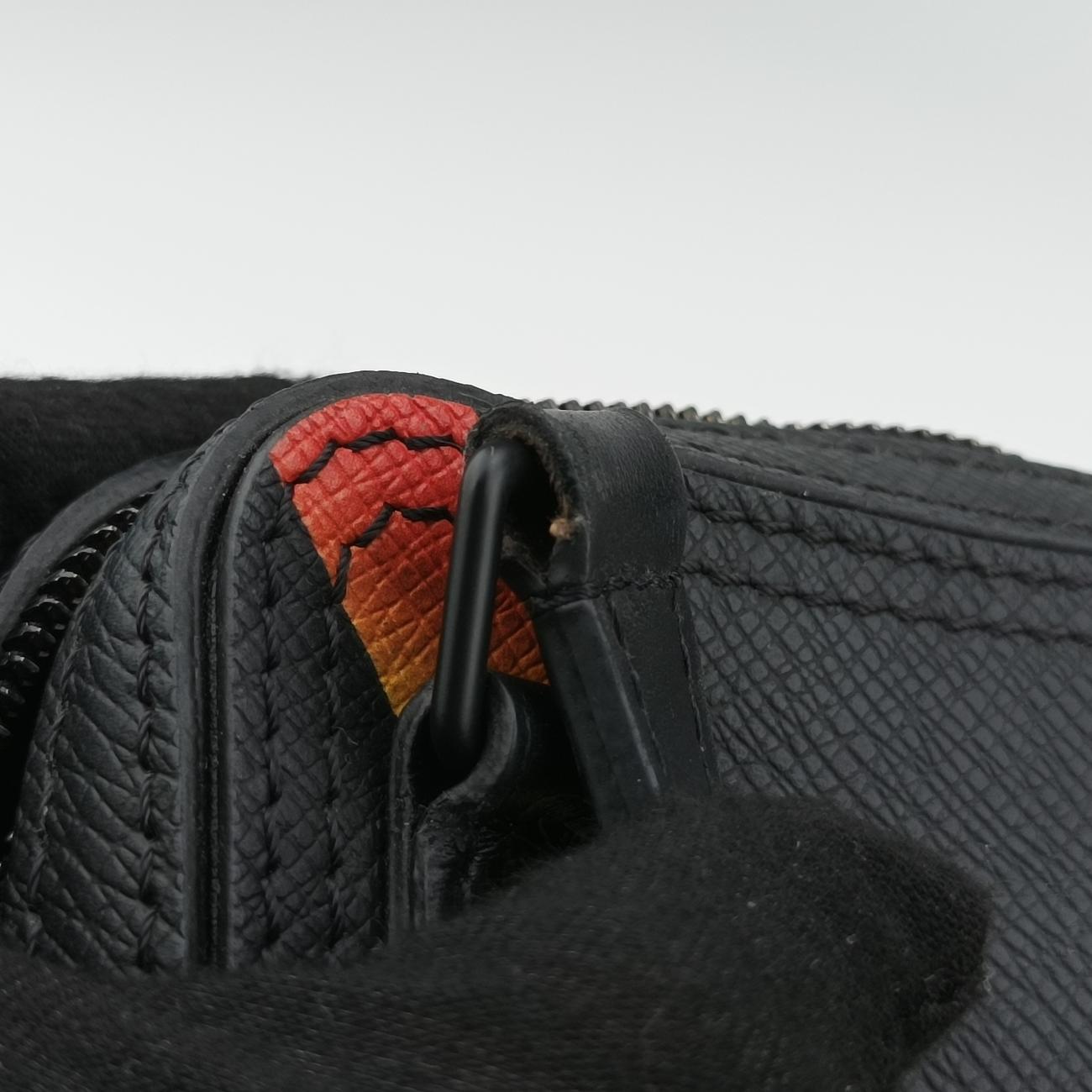 Danube Messenger black×RAINBOW Taiga M30332 CA1179ダヌーブメッセンジャー ブラック×レインボー タイガ M30332 CA1179