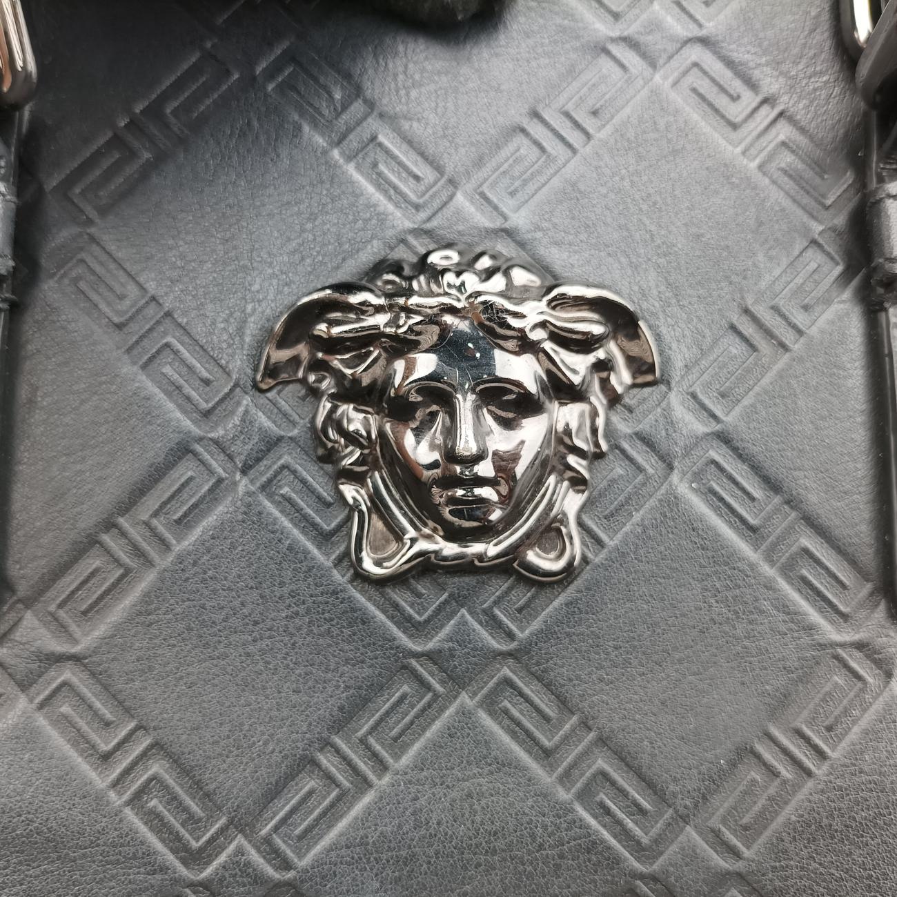 La Medusa Black Leather CLG 067 190 714 811ラ メデューサ ブラック レザー CLG 067 190 714 811