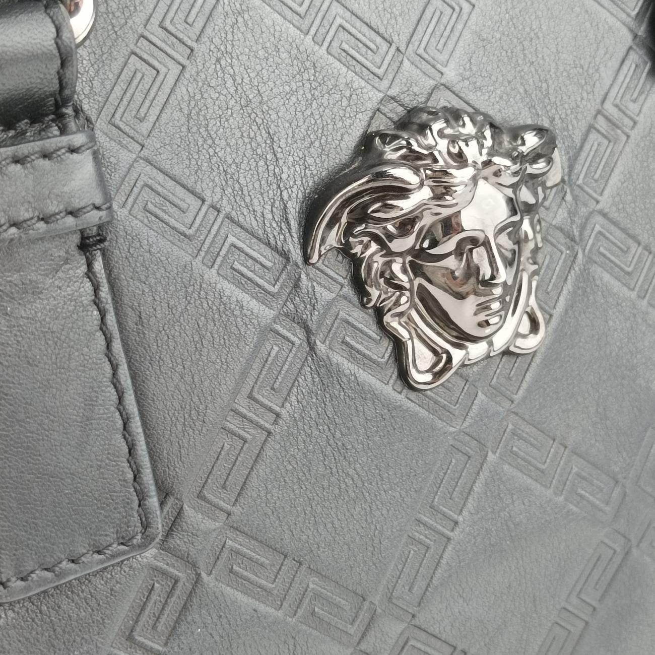 La Medusa Black Leather CLG 067 190 714 811ラ メデューサ ブラック レザー CLG 067 190 714 811