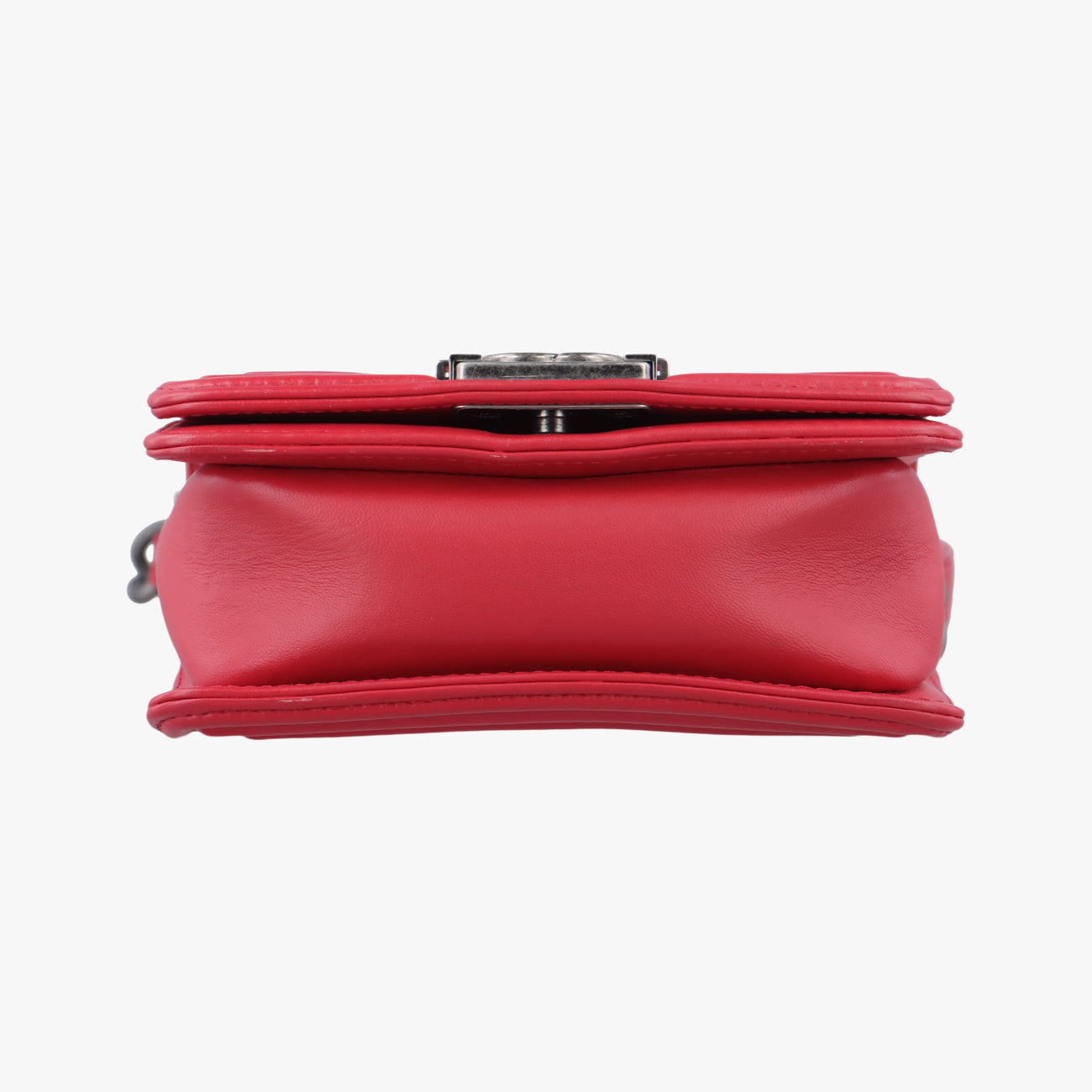 BOY CHANELRedlambskin×GarrushaA6623021026517ボーイシャネルレッドラムスキン×ガルーシャA6623021026517