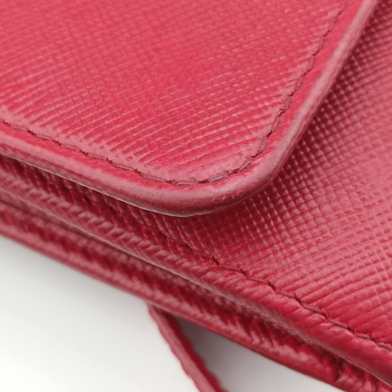 Metal Wallet on Chain Cornflower Clutch Red Saffiano Leather 1MT290 224メタル ウォレット オン チェーン コーンフラワー クラッチ レッド サフィアーノレザー 1MT290 224