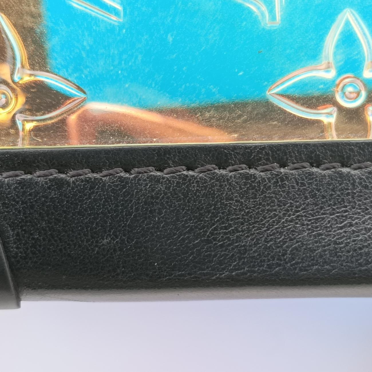 Soft Trunk Hologram x black Monogram Prism×calf leather M55932 DU4179 ICチップソフトトランク ホログラム×ブラック モノグラム プリズム×カーフレザー M55932 DU4179 ICチップ