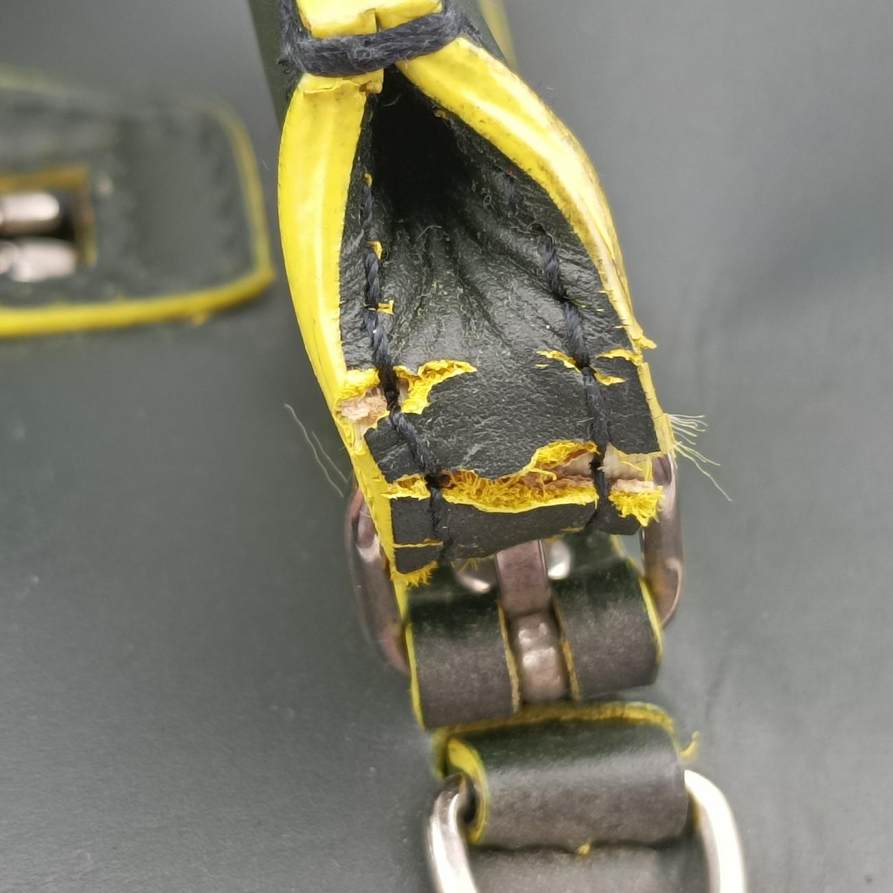 Paper A6 Tote Green×Yellow Leather 357333.4075.F.002123ペーパー A6 トート グリーン×イエロー レザー 357333.4075.F.002123