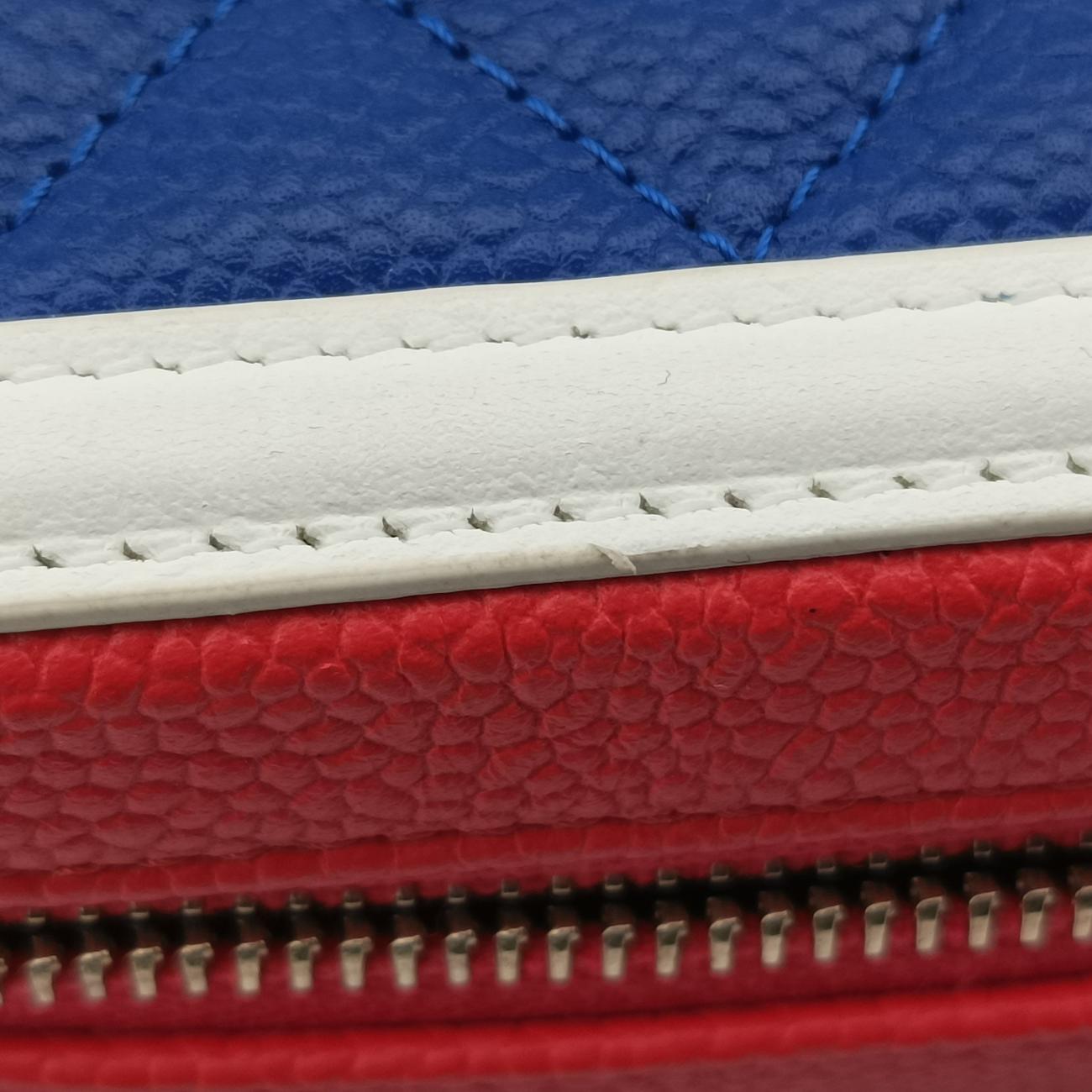 Filigree Vanity Case Top HandleRed x Blue x WhiteCaviar SkinA8445226964014フィリグリー バニティ ケース トップ ハンドルレッド×ブルー×ホワイトキャビアスキンA8445226964014