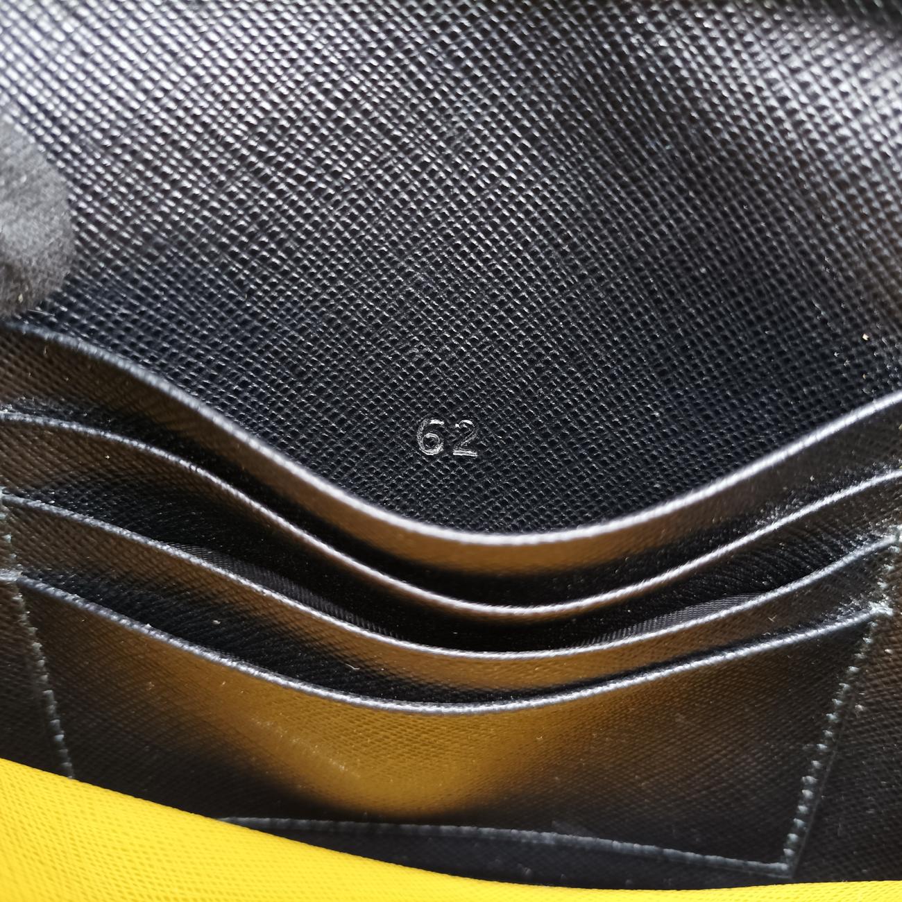 Robot LogoBlackSaffiano Leather62ロボットロゴブラックサフィアーノレザー62