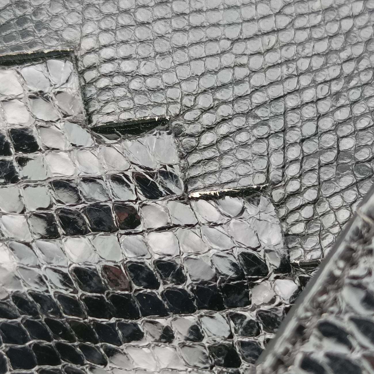 Intrecciato Black Leather×snakeskin B02434049Uイントレチャート ブラック レザーxヘビ革 B02434049U