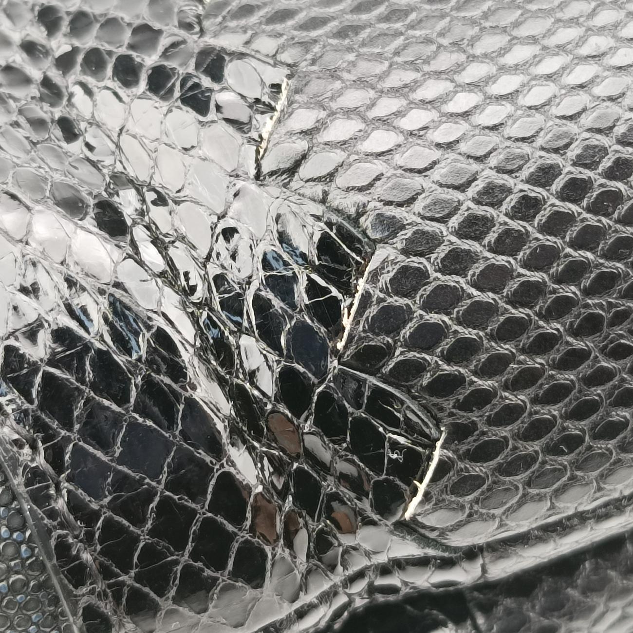 Intrecciato Black Leather×snakeskin B02434049Uイントレチャート ブラック レザーxヘビ革 B02434049U