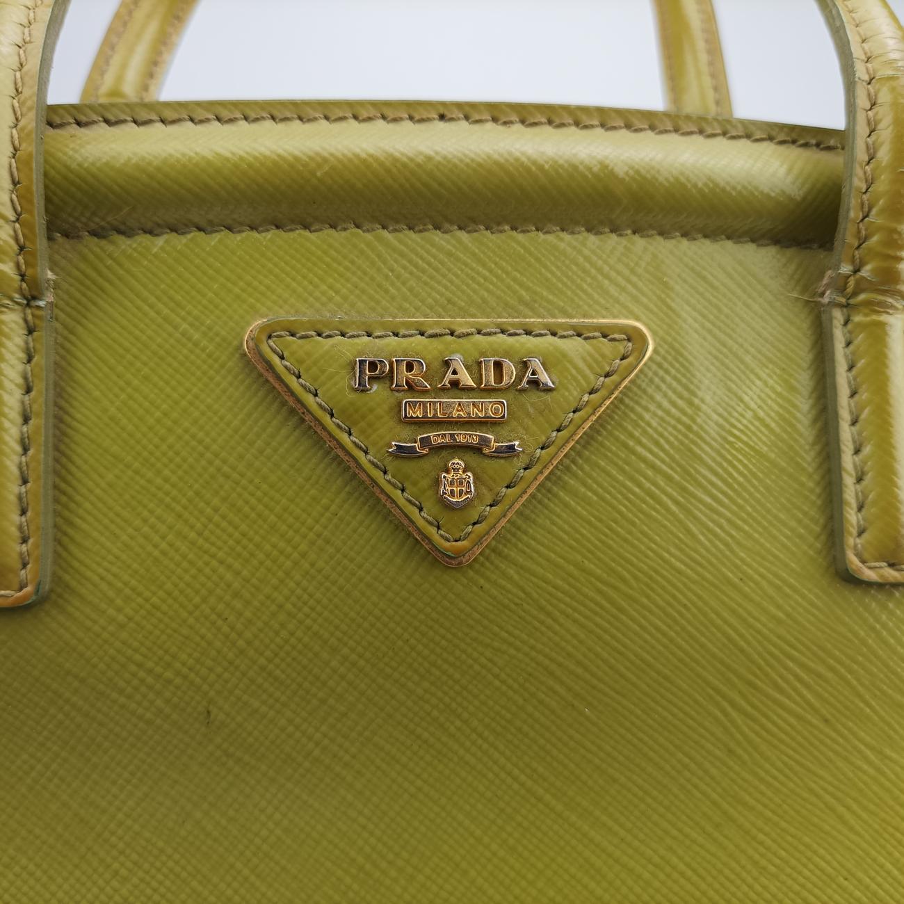 Parabole Tote Green Patent Leather BN2411 25パラボラトート グリーン パテント BN2411 25