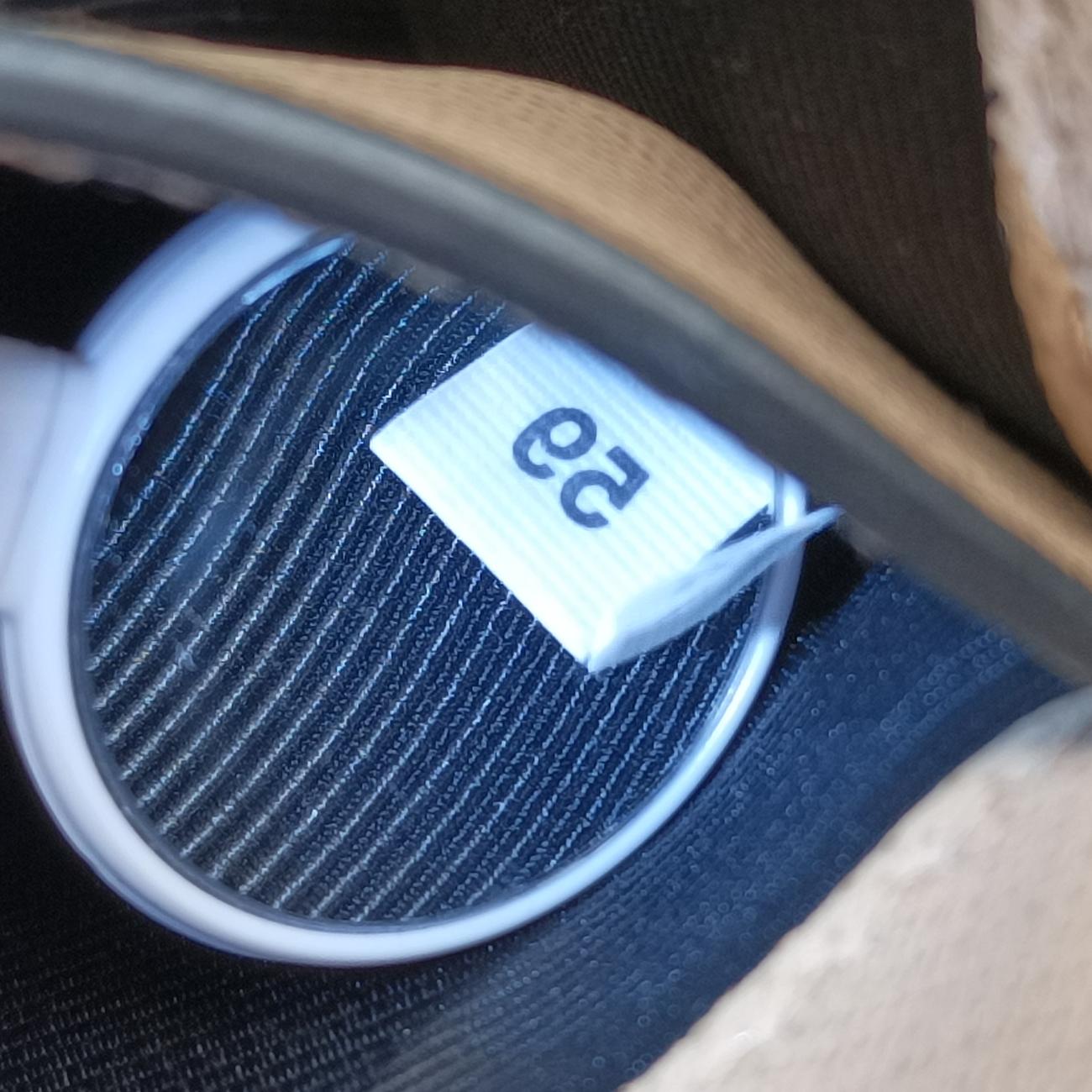 Turn lock Chevron Impunture Autre CuirBeigeSAFFIANO Leather1BD08959ターン ロックベージュサフィアーノレザー1BD08959