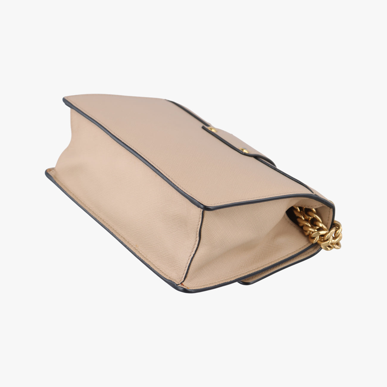 Turn lock Chevron Impunture Autre CuirBeigeSAFFIANO Leather1BD08959ターン ロックベージュサフィアーノレザー1BD08959