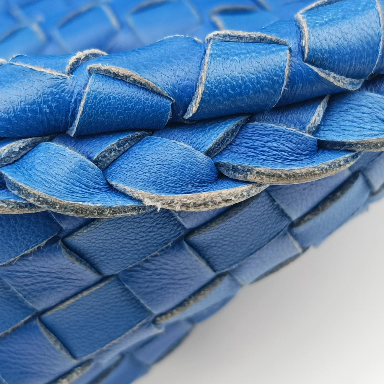 Intrecciato Blue lambskin B02681277Iイントレチャート ブルー ラムスキン B02681277I