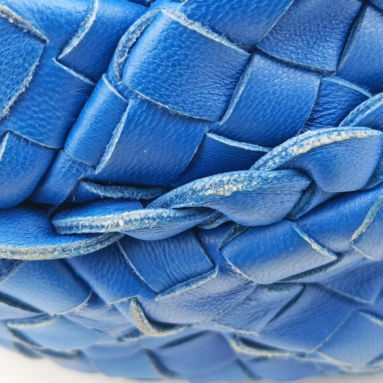 Intrecciato Blue lambskin B02681277Iイントレチャート ブルー ラムスキン B02681277I