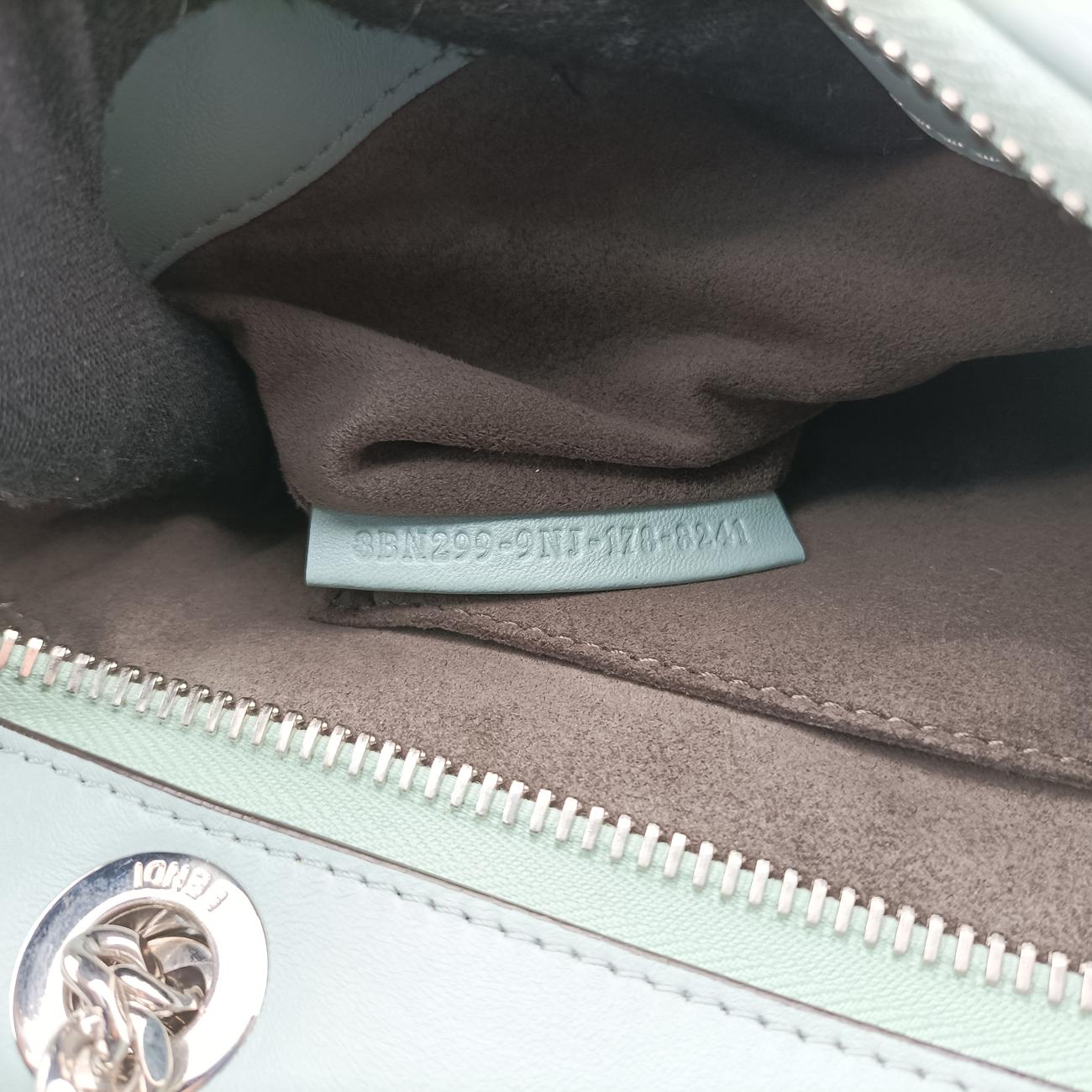 Dotcom Click Small Green Leather 8BN299 8BN299-9NJ-178-8241ドットコム クリック スモール グリーン レザー 8BN299 8BN299-9NJ-178-8241