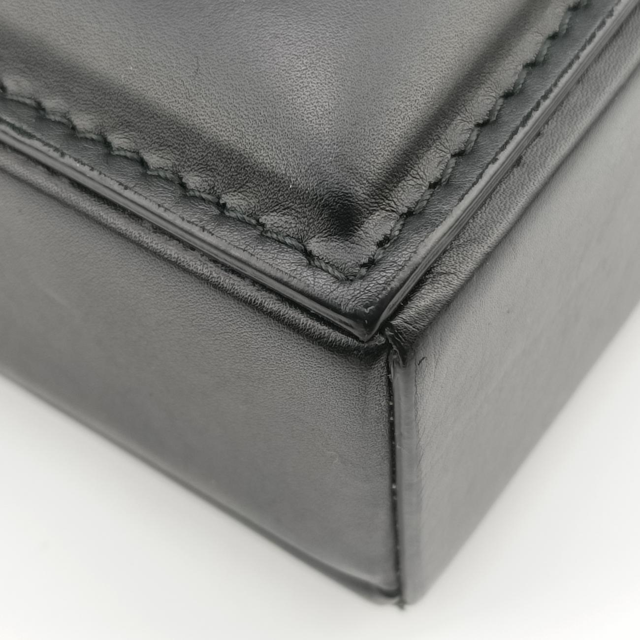 Padded Messenger Mini Trunk Black lambskin ICチップパデッド メッセンジャー ミニトランク ブラック ラムスキン ICチップ