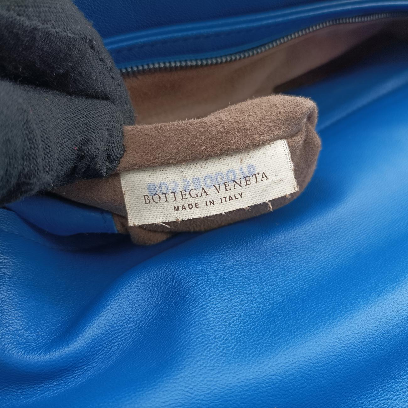 Intrecciato Olimpia Blue lambskin B05580007Dイントレチャート オリンピア ブルー ラムスキン B05580007D