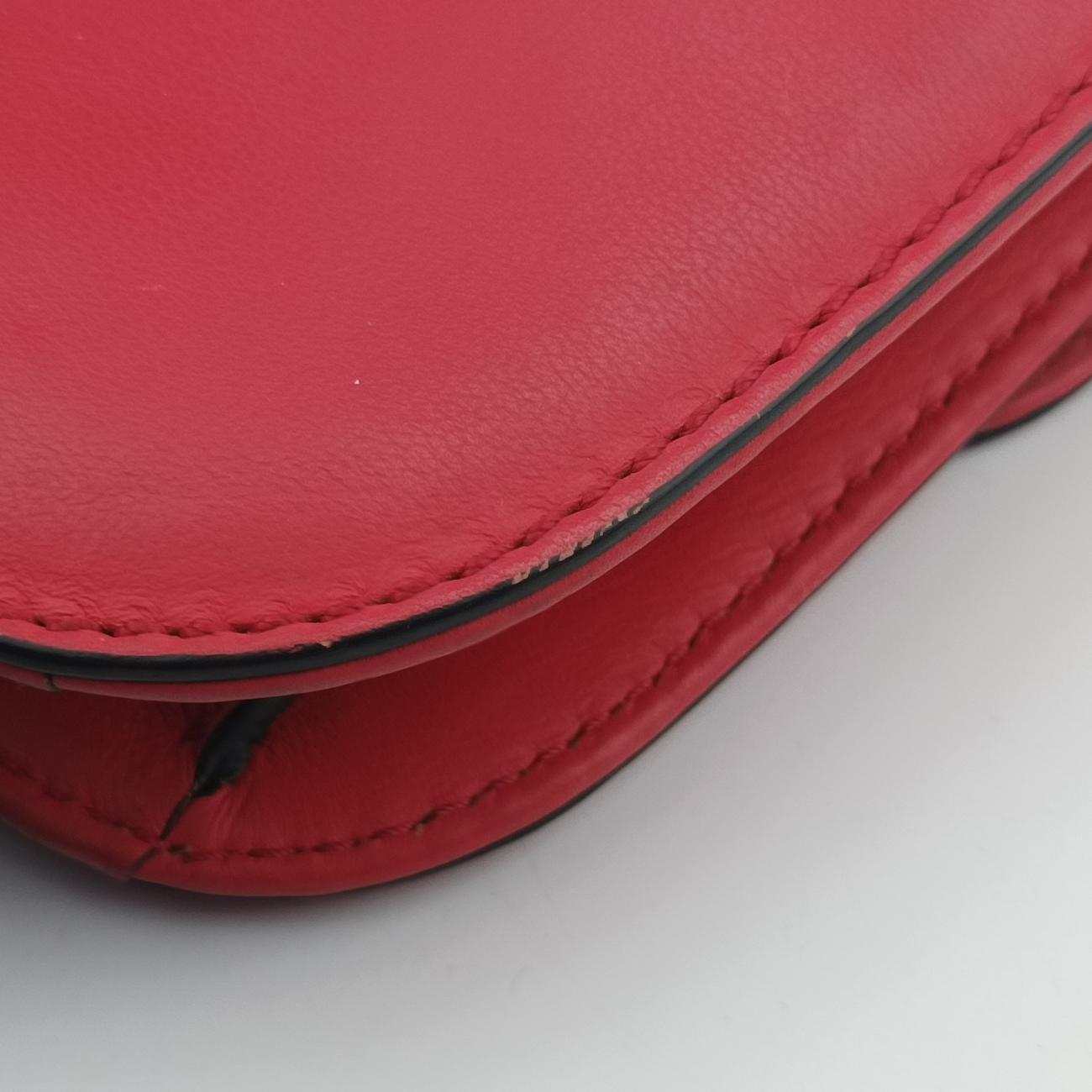 Rockstud Glam Lock Red Leather BL-K398VIT2ロックスタッズグラムロックミディアム レッド レザー BL-K398VIT2