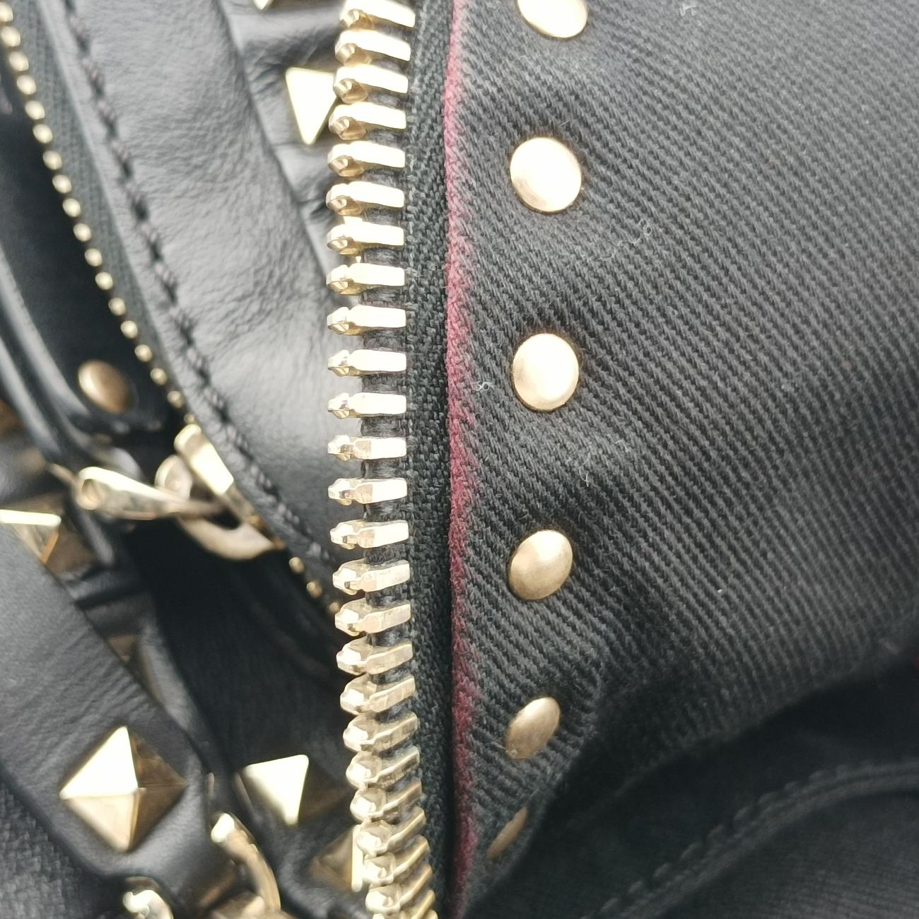 Rockstud Black Leather BL-K858BOL2ロックスタッズ ブラック レザー BL-K858BOL2