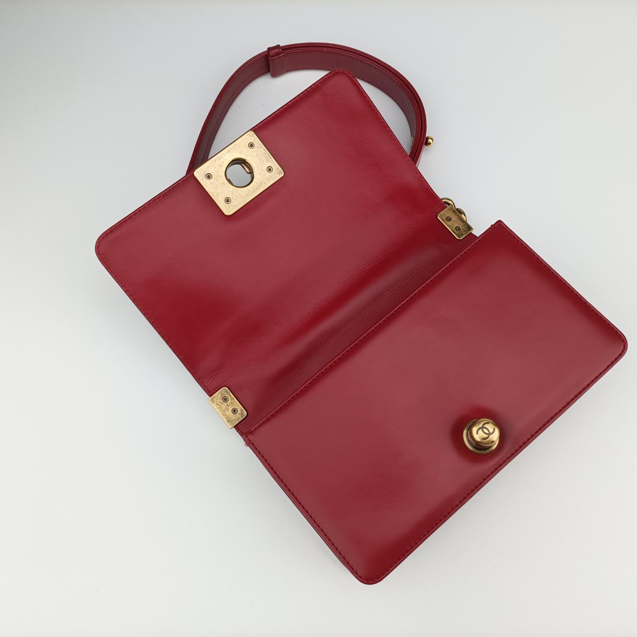 BOY CHANEL Red Leather A66712 15636981ボーイシャネル レッド レザー A66712 15636981