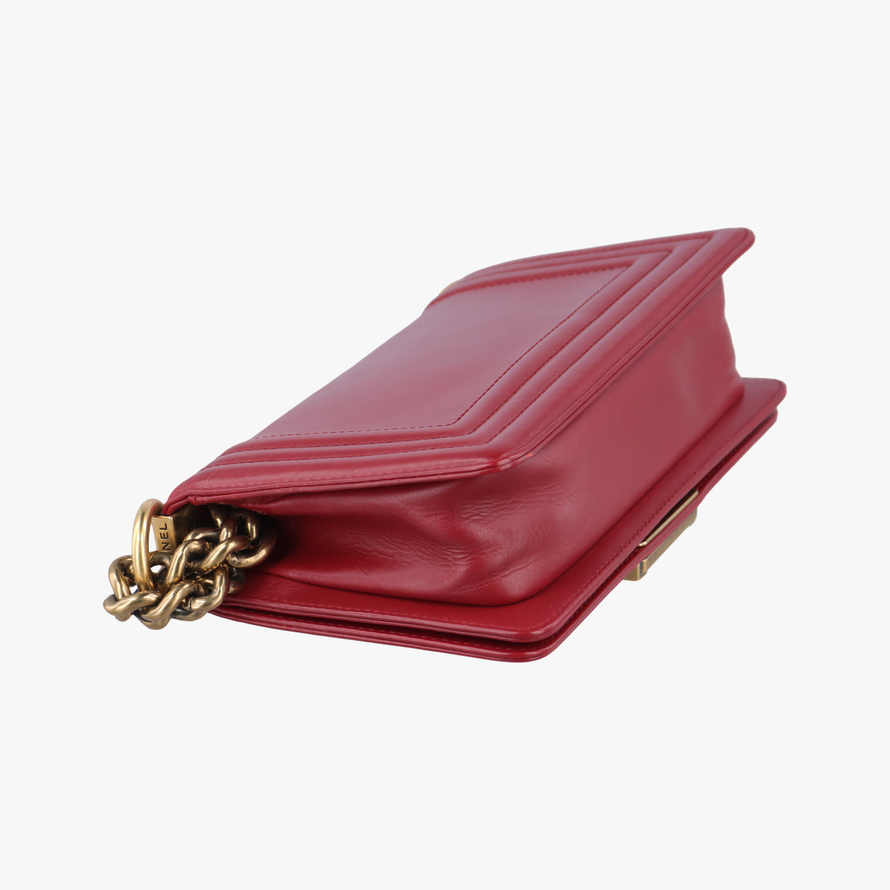 BOY CHANEL Red Leather A66712 15636981ボーイシャネル レッド レザー A66712 15636981